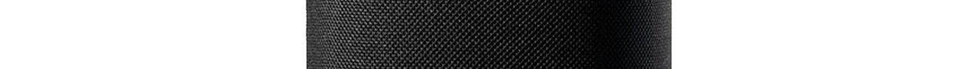 WiiM Sound preto visto de frente, com tela circular iluminada e logotipo WiiM na parte inferior.