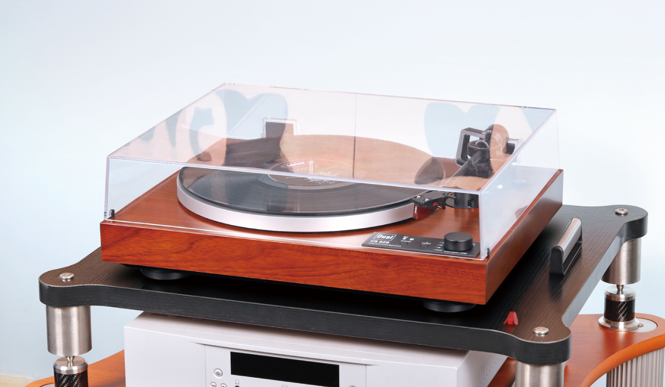 Review | The Thrill of Fully Automatic Vinyl: Dual CS 529 Turntable