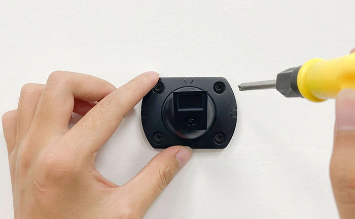 <h2>Easy Installation</h2><p>The brackets and screws are included, so you just need to find a suitable corner for installation on the wall, or ceiling.<br/><br/>Easy steps for mounting: just drilling holes, connecting wires, and turning screws.</p>