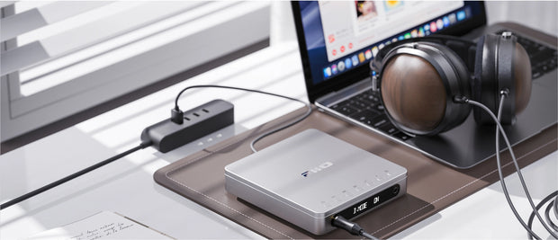 Banner image for: <h1>Dual desktop/portable</h1><h1>power supply modes<br/><br/></h1>