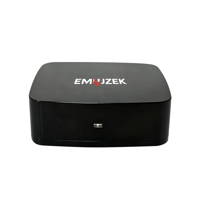 EMiUZEK R10 front