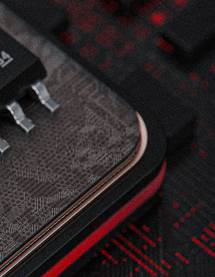 <h1>Desktop-caliber internals</h1><h1>High-end TI OPA2211 op-amp<br/></h1>