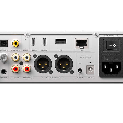 FiiO K17 – Flagship Desktop DAC/Headphone Amplifier with 4000 mW Output