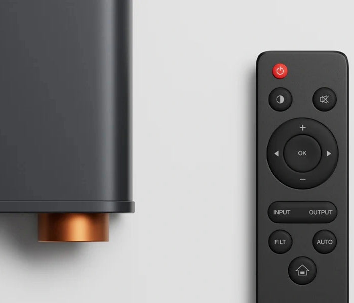 <h1>Thoughtful Companion for</h1><h1>Desktop HiFi</h1>