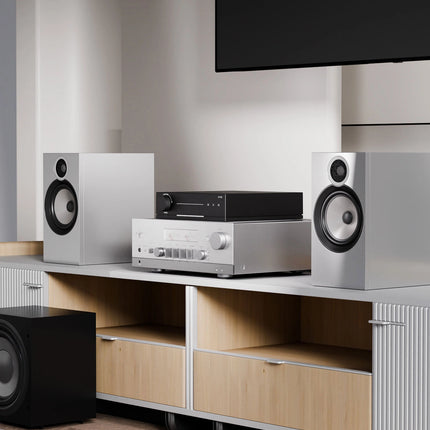 LP100 living room scene diagram