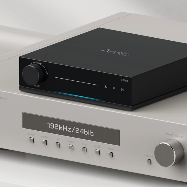 LP10 amplifier close-up