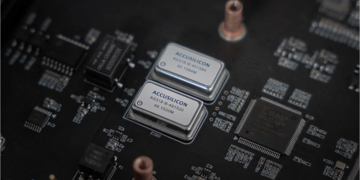 <h2>Dual-frequency <br/>femtosecond clock<br/><br/></h2>