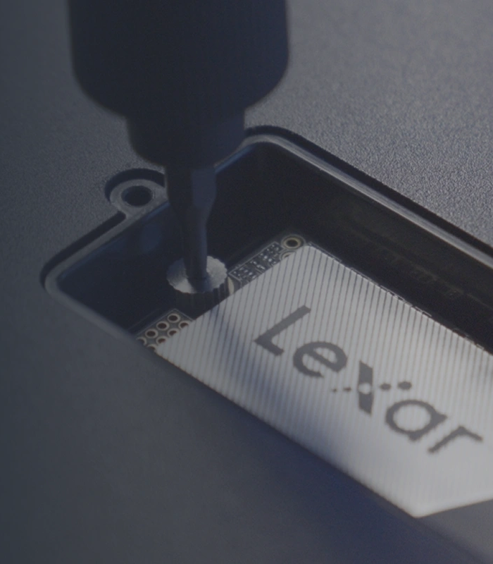 <h1>SSD Storage<br/>Fast And Quiet</h1>