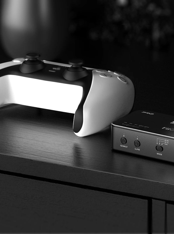 <h1>Hi-Res connection,<br/>settle a matter at one go Supports LDAC<br/>Bluetooth in different modes</h1>