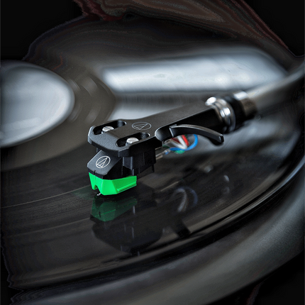 Audio-Technica AT-VM95E/H – Elliptical MM Cartridge & Headshell Kit