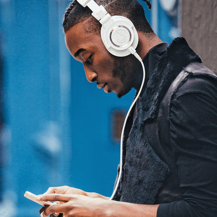 Audio-Technica ATH-M50x – 45 mm Studio Monitor Headphones with Detachable Cables