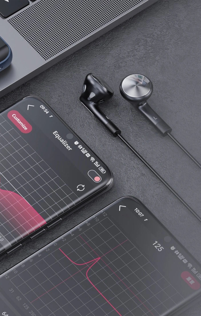 <h1><br/><br/><br/>Global parametric EQ</h1><h1>Be the master of your music</h1>