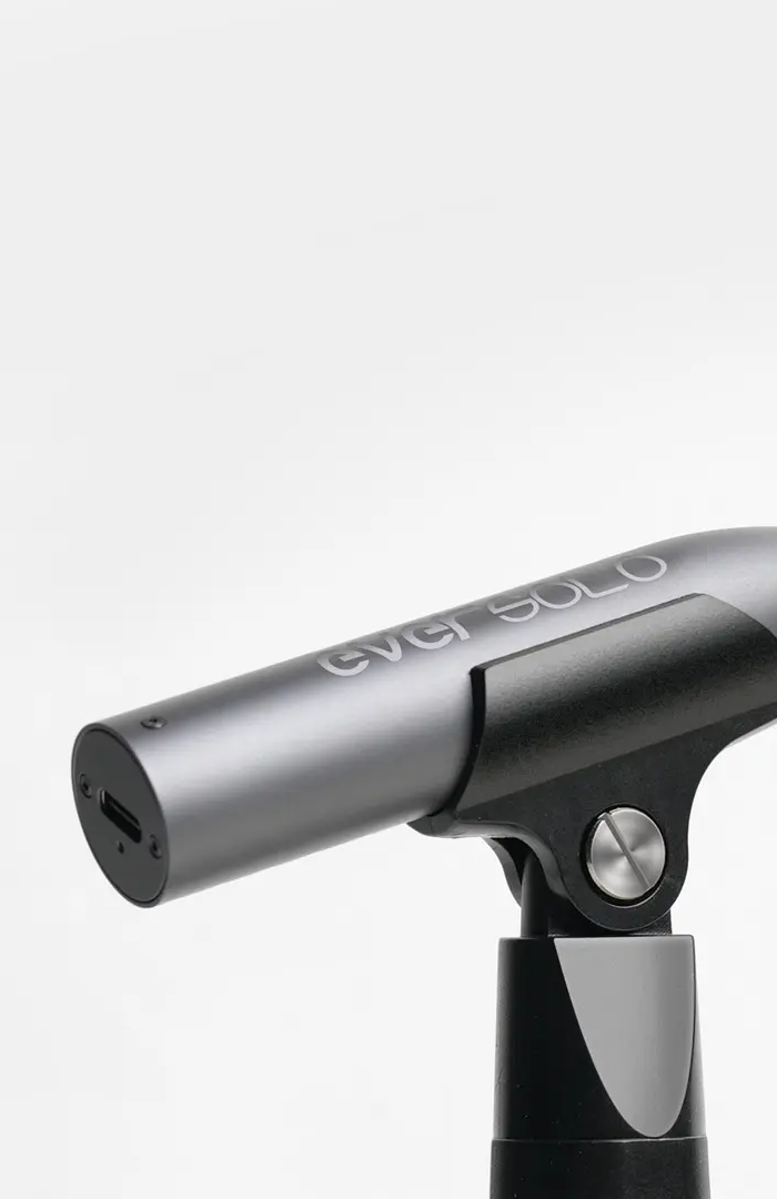 <h1>Omnidirectional</h1><h1>Microphone</h1><h1>EM-01</h1>