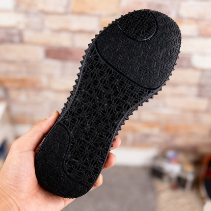 EMiUZEK YunZhang 3D-Printed Sneakers – Custom Fit & Lightweight Innovation