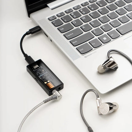 Questyle M15i – Hi-Res Portable DAC/Headphone Amp with Balanced 4.4mm & MFi Certified